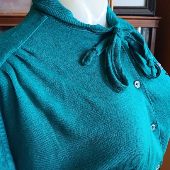 Vintage Women's Top Small 1970's You Babes Cropped Knit Teal Rhinestones Goucho - Picture 5 of 10